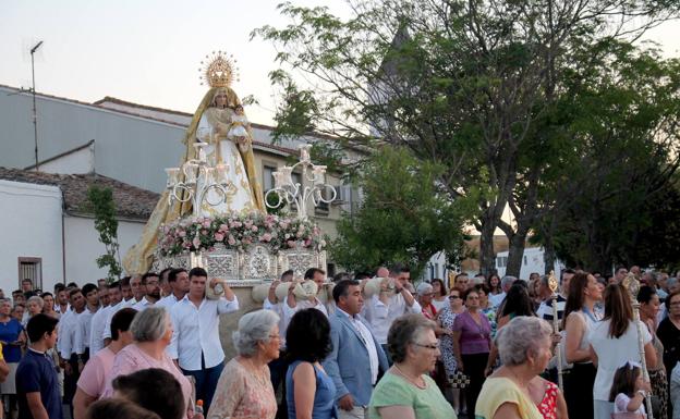Monesterio arropa a su Patrona, la Virgen de Tentudía, en el Día de la Asunción