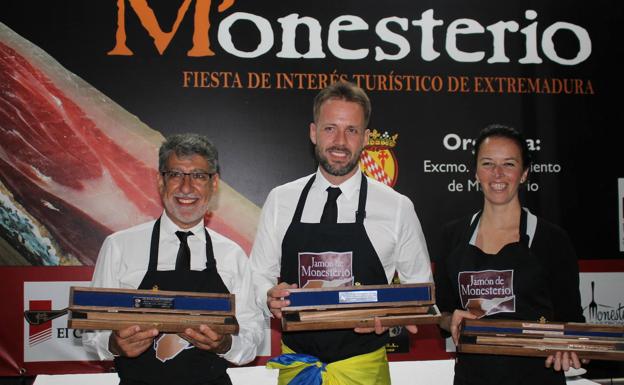 El desafío por conseguir el Cuchillo Jamonero de Oro enfrentará a cortadores de tres provincias