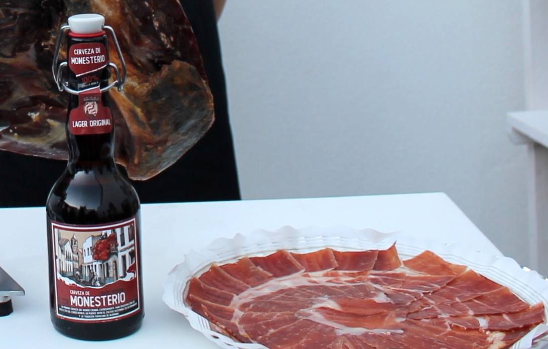 El Día del Jamón de Monesterio invita a maridar los ibéricos con la cerveza local el 7 de septiembre