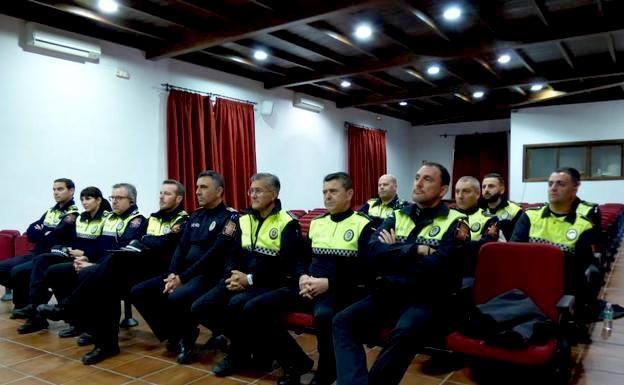 El Ayuntamiento saca a concurso una plaza de Policía Local