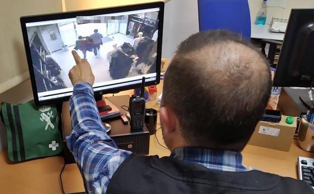 Siete detenidos por 27 hurtos en locales comerciales de la región, entre ellos de Monesterio