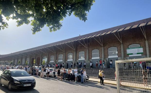 El SES hace un llamamiento para la segunda dosis a los vacunados el 17 de agosto en Zafra