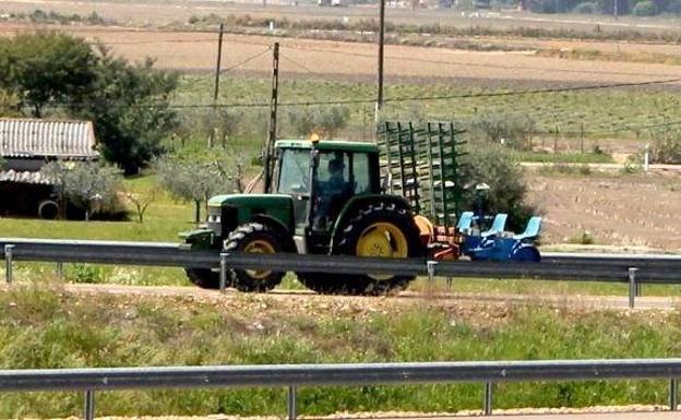 Tractor agrícola 
