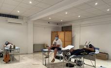 Casi 200 vecinos acuden a donar sangre en Monesterio