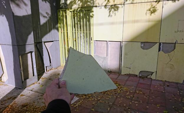 La fachada de la vergüenza