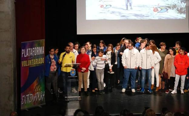 La Plataforma del Voluntariado de Extremadura agrupa a cerca de 20.000 en toda la región