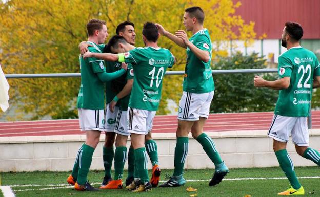 El Moralo asalta los puestos de promoción y frena la racha del Jerez, 1-3