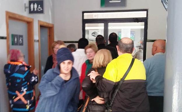 Viajeros denuncian una nueva incidencia en un tren a su paso por Extremadura