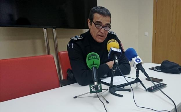 El jefe de la Policía Local responde a las «acusaciones e imputaciones falsas» que le han hecho
