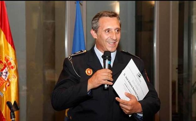 La Asociación de Mandos y Jefes de Policías Locales de Extremadura apoya a Carlos Marcos