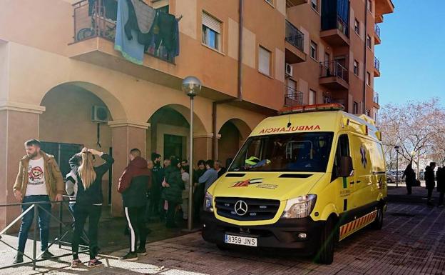 Se quema la cocina de una vivienda en el barrio de Navarrosa