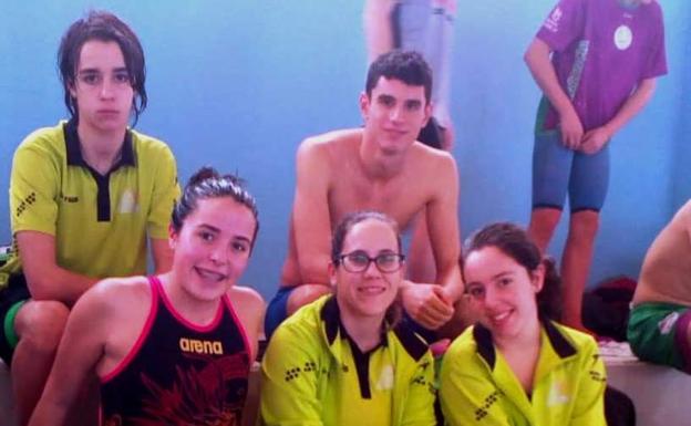 Sara Nieto, subcampeona de Extremadura junior de natación