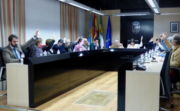 La alcaldesa y los grupos políticos destacan la «unidad en los temas importantes» para Navalmoral