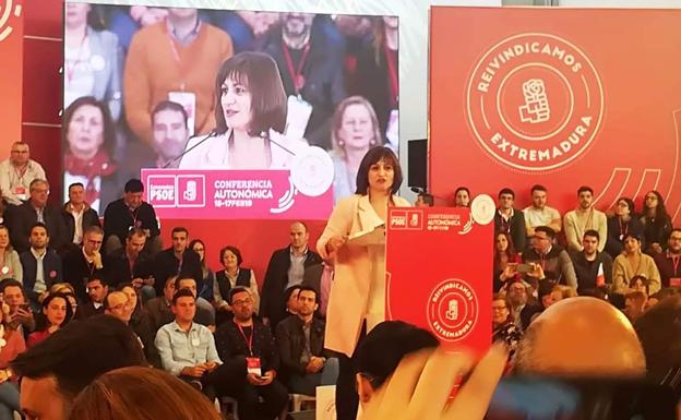 La Agrupación Socialista destaca la «valentía» de Raquel Medina al defender la CNA ante Pedro Sánchez