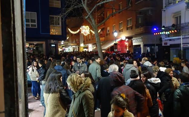 VOX afirma que la ley en la que se basa el bando que prohíbe el 'botellón' durante el Carnaval está derogada