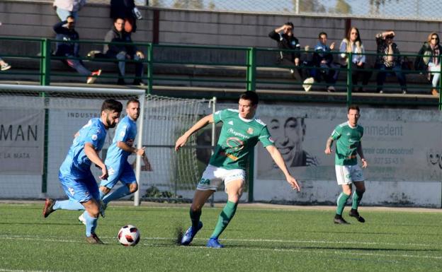 Un gol del Coria en el primer minuto decide en Navalmoral, 0-1
