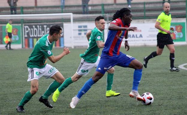Igualada que supo a poco a Moralo y Extremadura B, 1-1