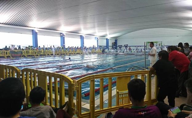 ADA organiza un maratón acuático a favor de la lucha contra el cáncer