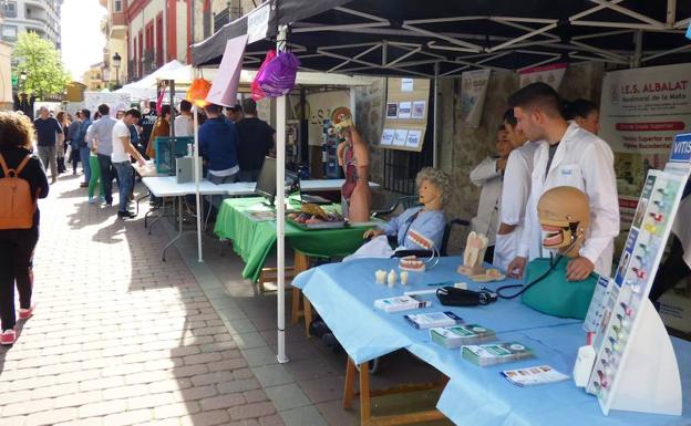 El Jardincillo acoge la III Feria de la Formación Profesional