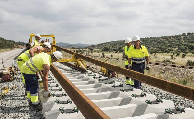 La línea del tren a Madrid estará cortada por obras a partir del lunes