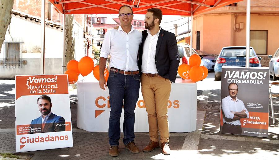 «Los agricultores y ganaderos deben dedicarse a producir y no a rellenar papeles», afirma Cayetano Polo