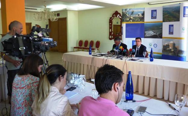 La central nuclear de Almaraz estudia construir otro almacén temporal de residuos