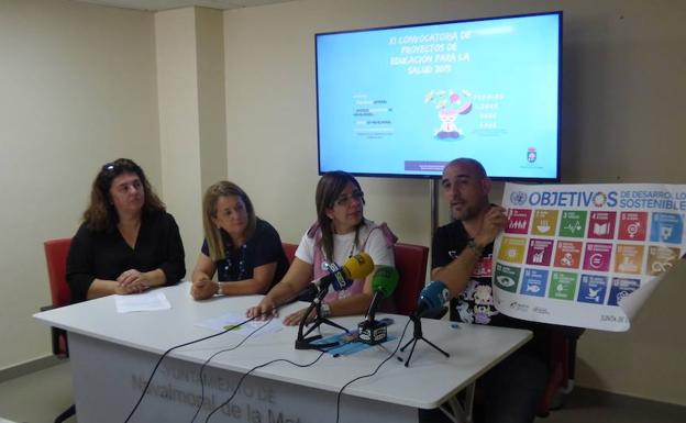 Techi García presenta sus últimos premios del Concurso de Proyectos de Salud