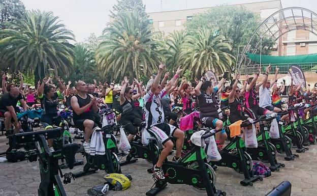 Solidaridad a pedaladas al ritmo de la música