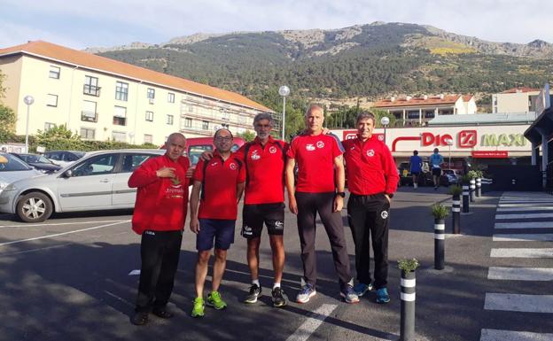 Seis corredores de Navalmaratón 'coronan' el Monte Abantos