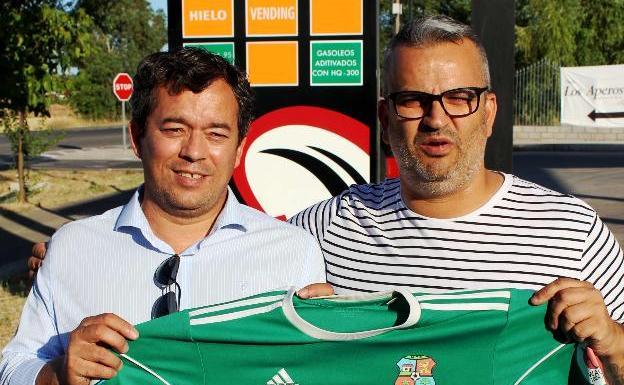 El Moralo presenta a su nuevo entrenador, José Diego Pastelero