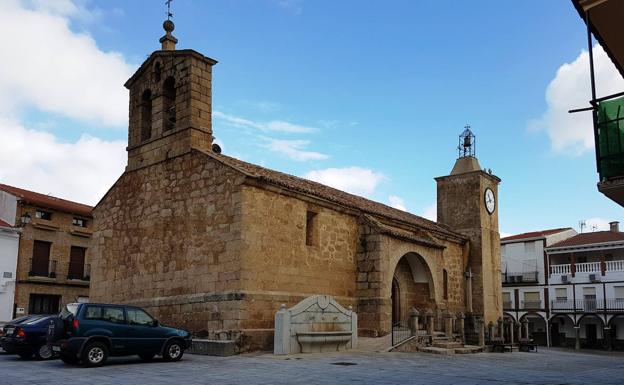 Los vecinos de Bohonal de Ibor recogen firmas para que trasladen al cura