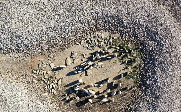 La Asociación Geológica de Extremadura alerta del mal estado del dolmen de Guadalperal