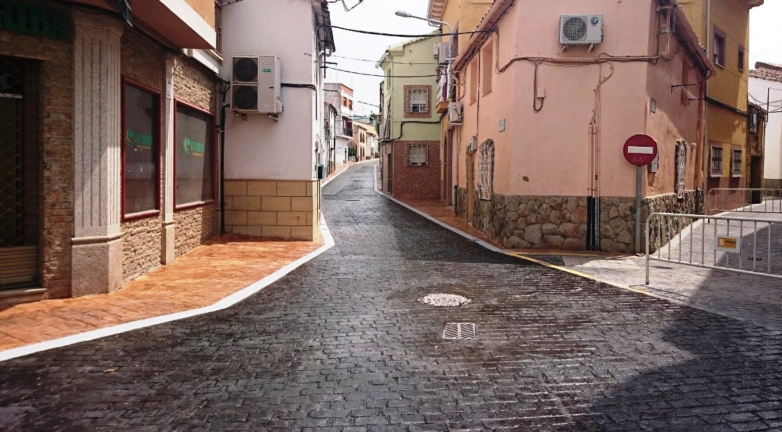 C's advierte al Ayuntamiento del peligro del lacado de las nuevas calles al ser muy resbaladizo