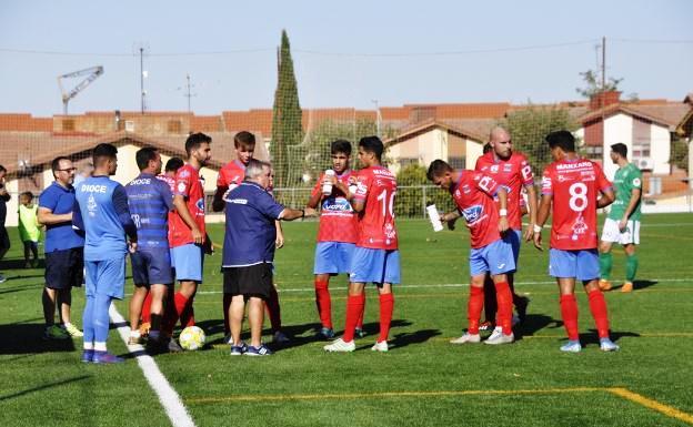 El Moralo vuelve a la senda del triunfo ante el Diocesano, 0-1