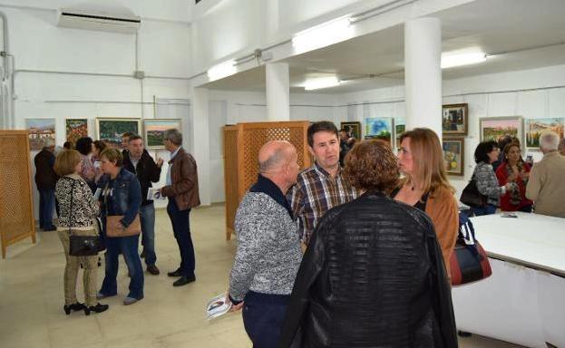 La Asociación Cultural de Artes Plásticas lleva su obra a Talayuela