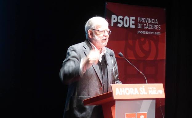 Navalmoral vive una intensa noche electoral