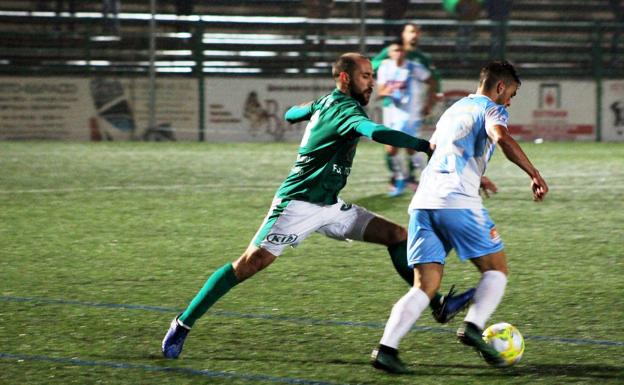 El Moralo saca provecho de su oficio para vencer 2-0 al Coria