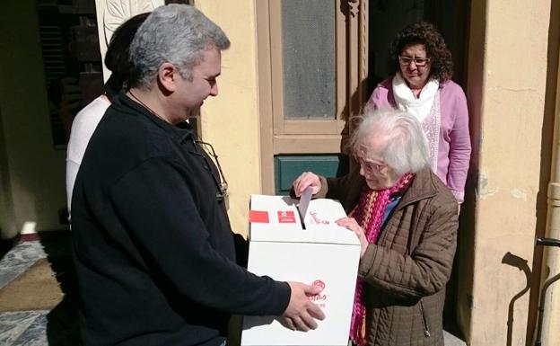 La Agrupación Socialista Morala votará el sábado si respalda el acuerdo de Gobierno con Podemos