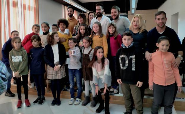 Los escolares se adelantan al Día de la Constitución en el salón de plenos