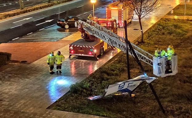 La lluvia y el viento causan problemas en varios puntos del casco urbano