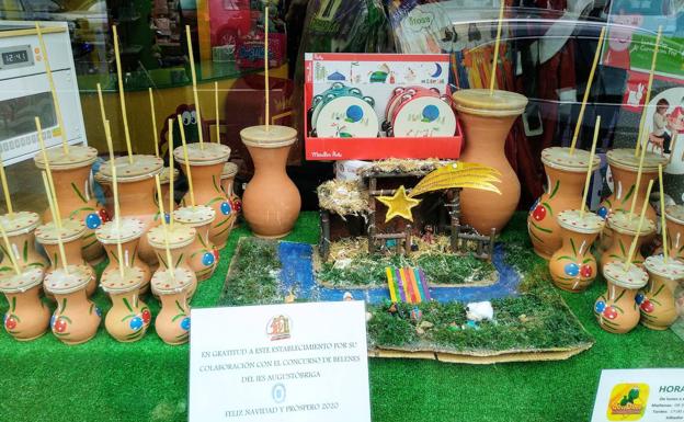 Varios establecimientos se adornan con los belenes del concurso del IES Augustóbriga