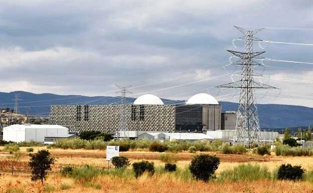 Abierto el plazo para trabajar en la recarga de la central nuclear de Almaraz