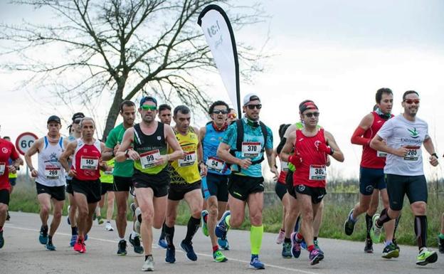 Jorge Campos, segundo en su categoría en la V Media Maratón 'Villa de Montijo'