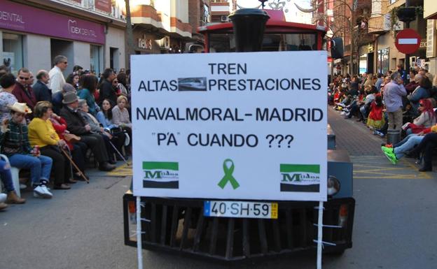 Milana Bonita aprovechó el Carnaval para insistir en su reivindicación de un tren digno
