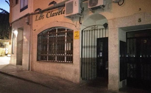 Los hosteleros cierran de forma temporal sus establecimientos