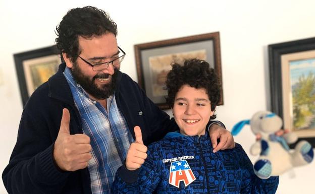 «El mal ha modificado los hábitos y costumbres de un pueblo al que le gusta compartir, acercarse, reír y disfrutar del otro...»