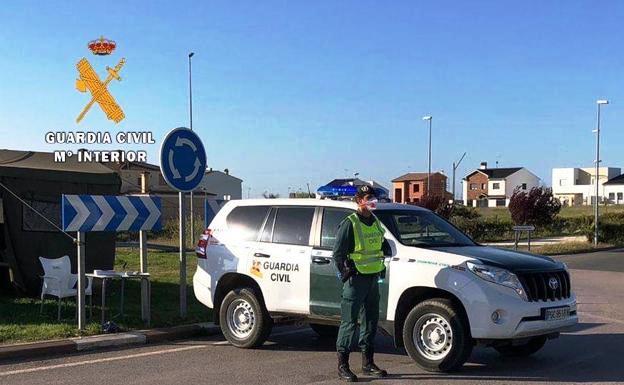 Denunciada una mujer en Talayuela por salir cinco veces a 'pillar' la wifi de un bar cercano