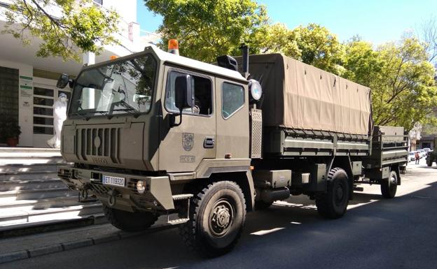 El ejército desinfecta la residencia María de los Ángeles Bujanda