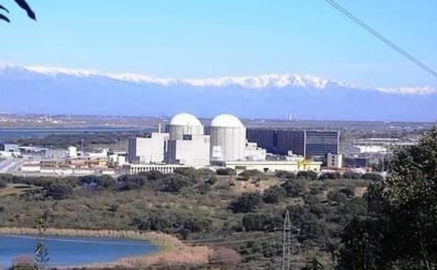 Adenex critica al Consejo de Seguridad Nuclear por permitir la recarga de la CNA durante el estado de alarma