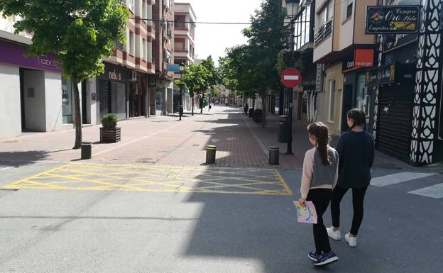 Niños y niñas vuelven a la calle